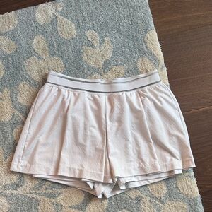 Nike Women's Light Gray Athletic Shorts